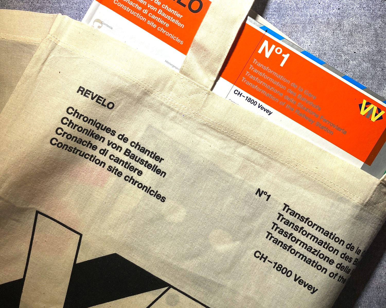A Book to Get : Revelo N1 Chroniques de chantier